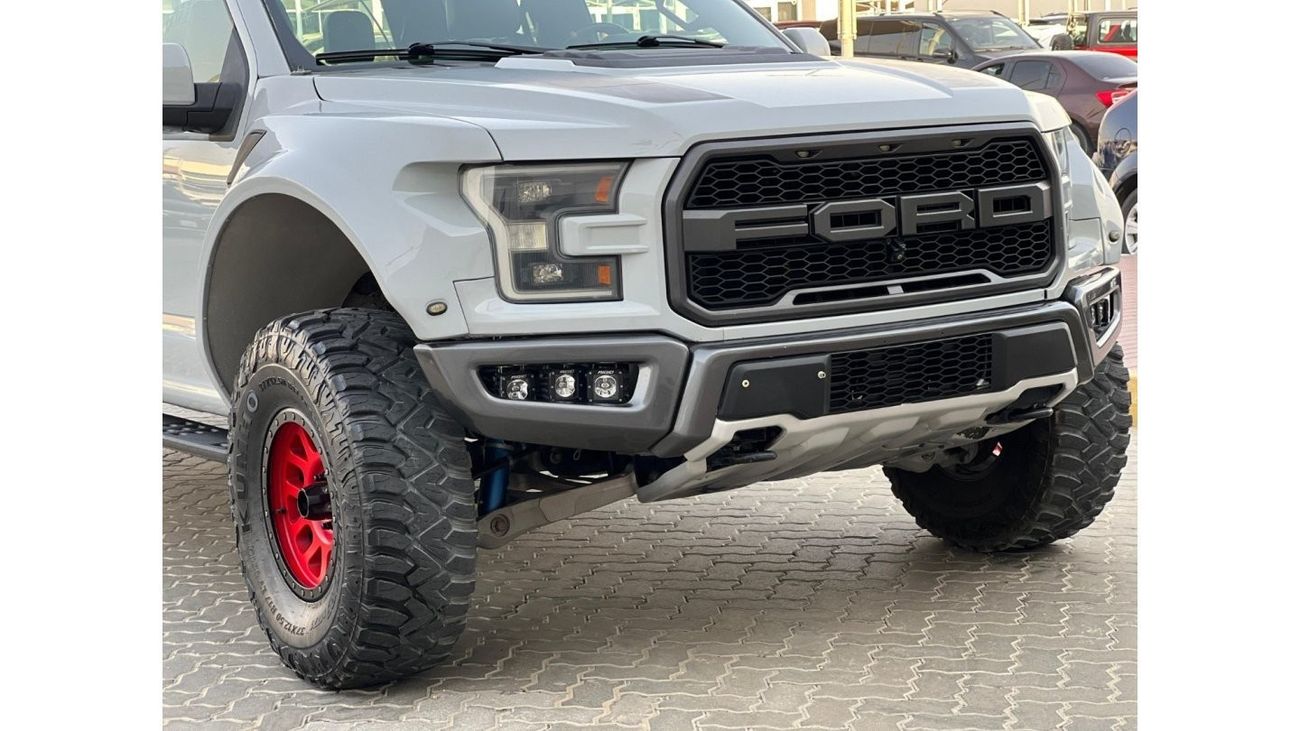 فورد إف-150 رابتور SVT رابتر لاكجري