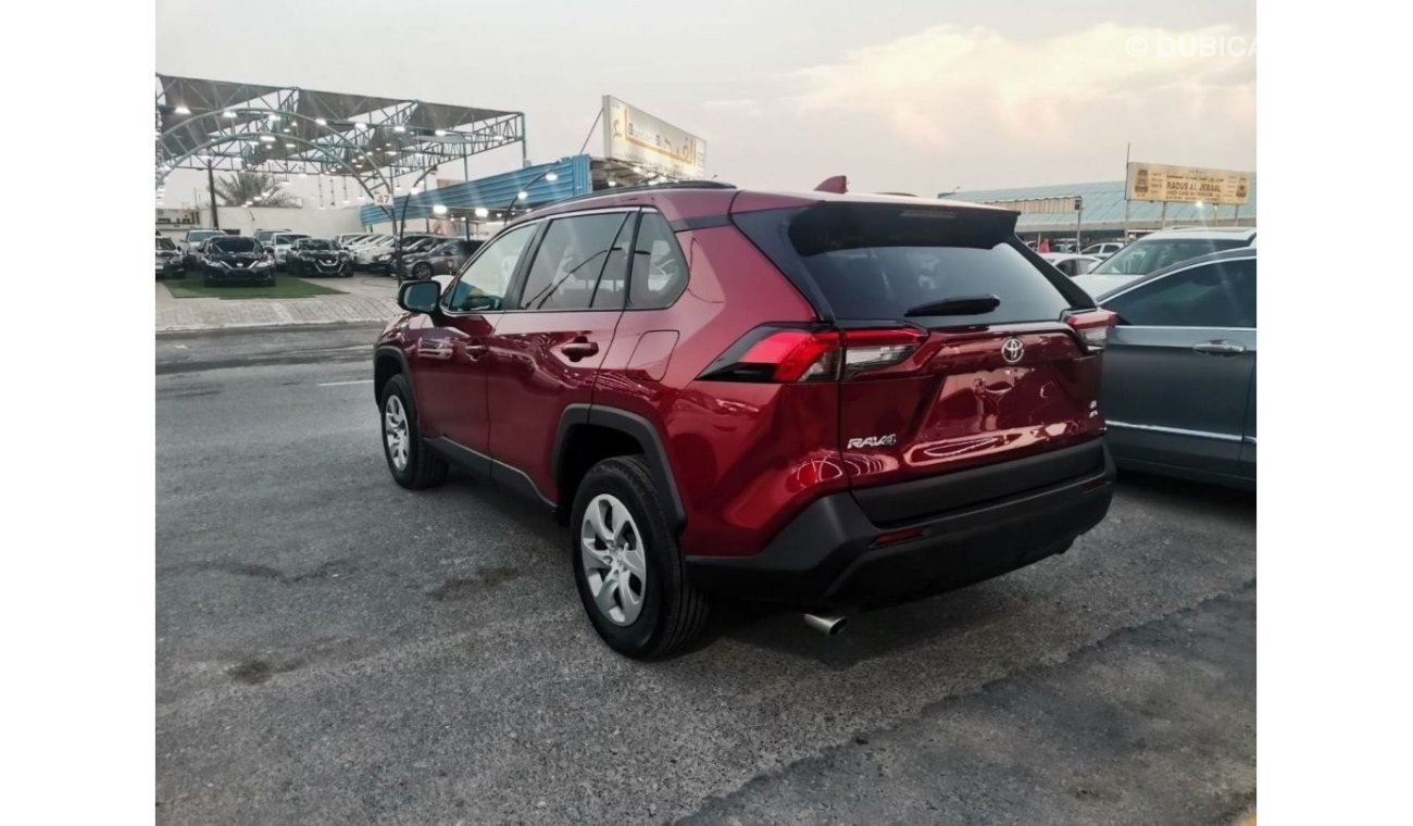 Toyota RAV4 LE