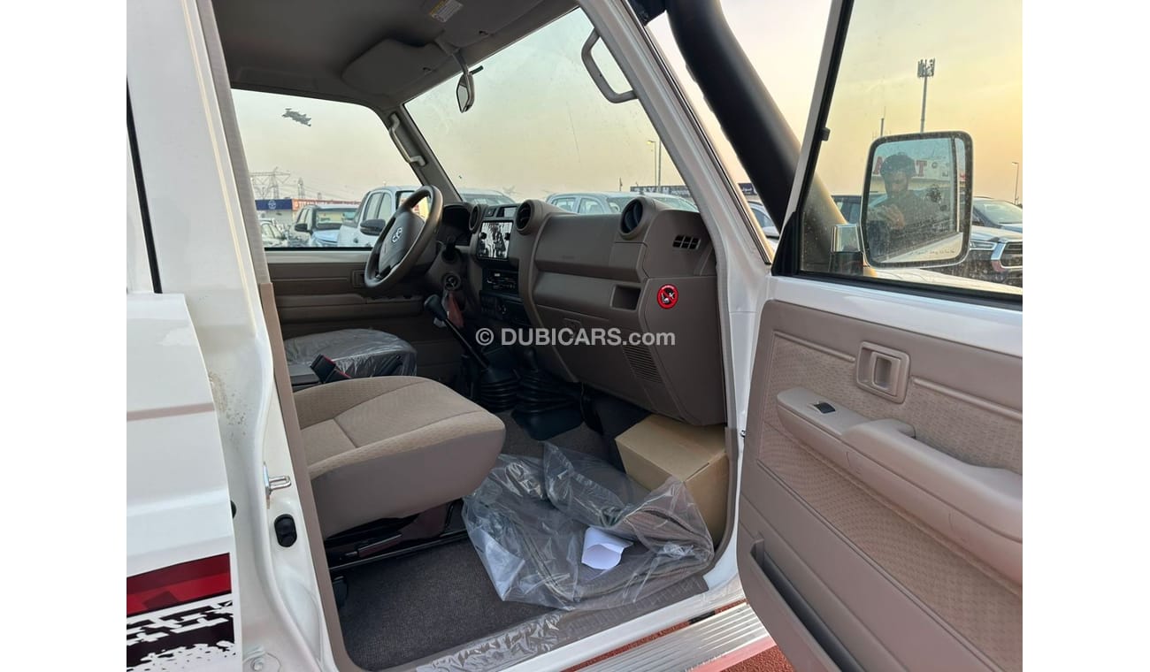 Toyota Land Cruiser 70 TOYOTA LANDCRUISER 4.5 L HARDTOP WHITE 2023