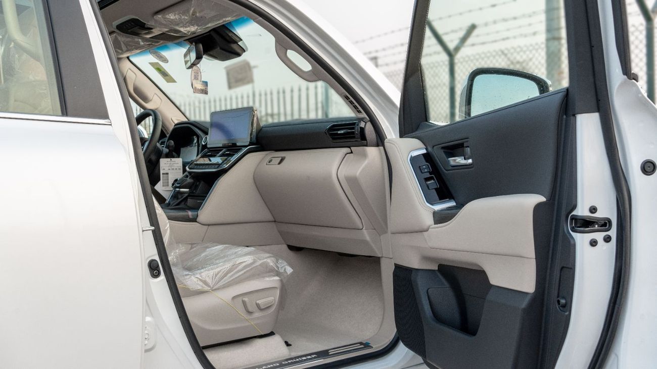 تويوتا لاند كروزر 2025 Toyota Land Cruiser VXR 3.5L AT Petrol (Without body kits) White
