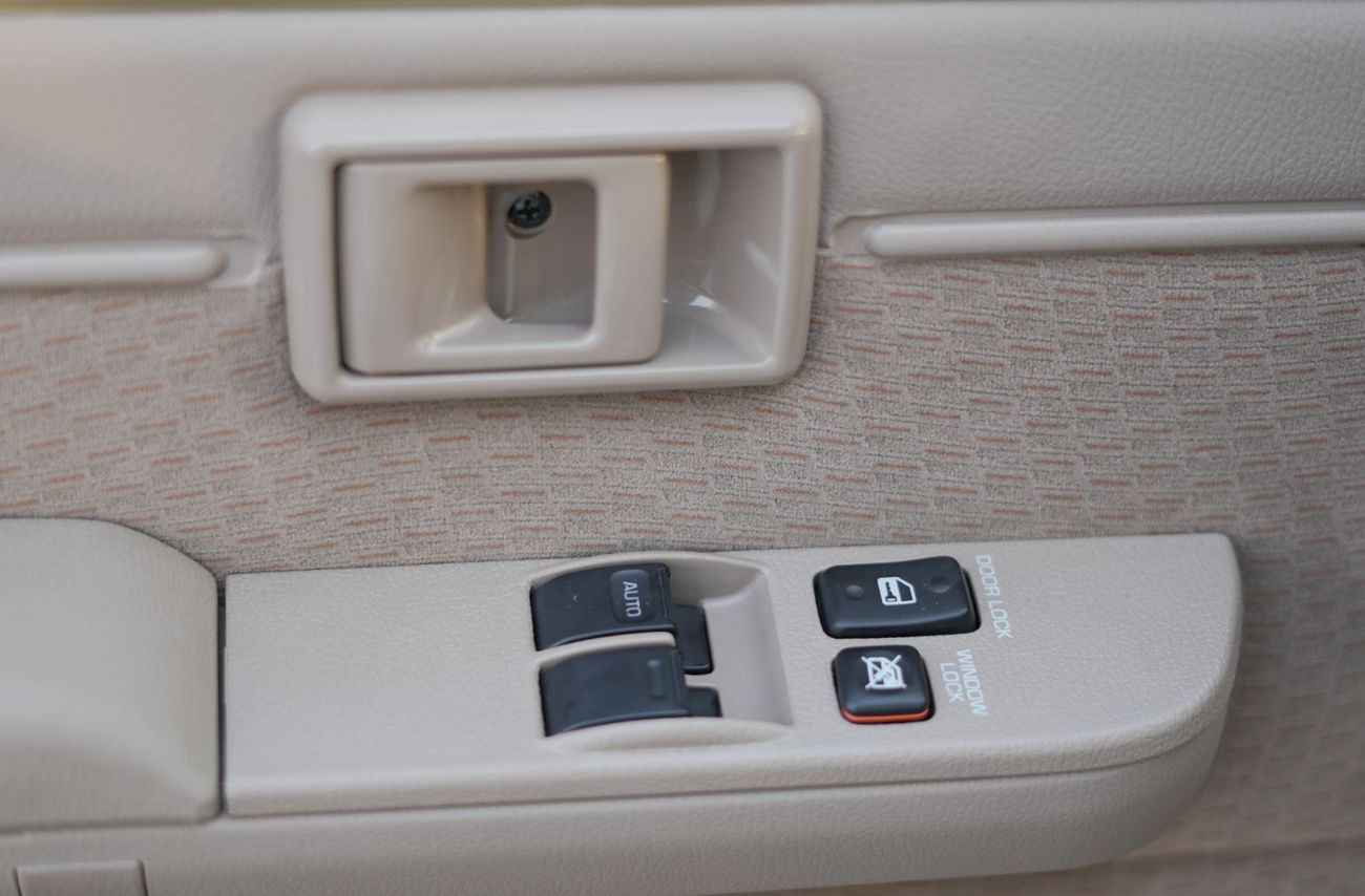 تويوتا لاند كروزر بيك آب 2025 Toyota Land Cruiser LC 79 4.0L AT Petrol Basic (Beige)