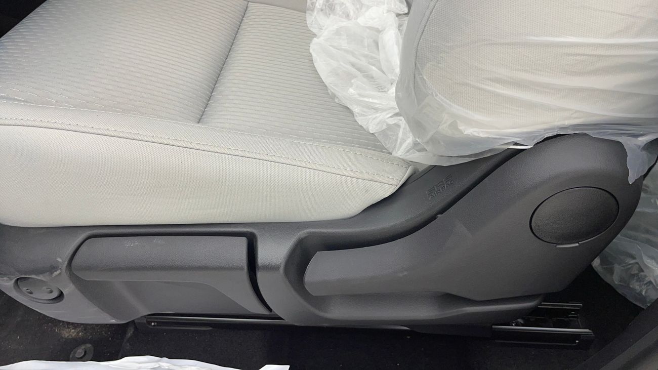 ميتسوبيشي آوتلاندر MIDLINE WITH SUNROOF 2.5 | بدون دفعة مقدمة | اختبار القيادة في المنزل