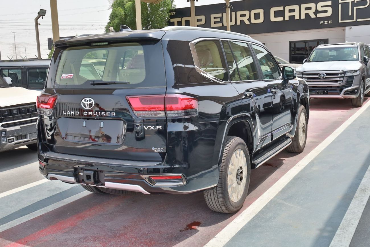 Toyota Land Cruiser TOYOTA LAND CRUISER VXR 3.5L HYBRID A/T 4WD GCC