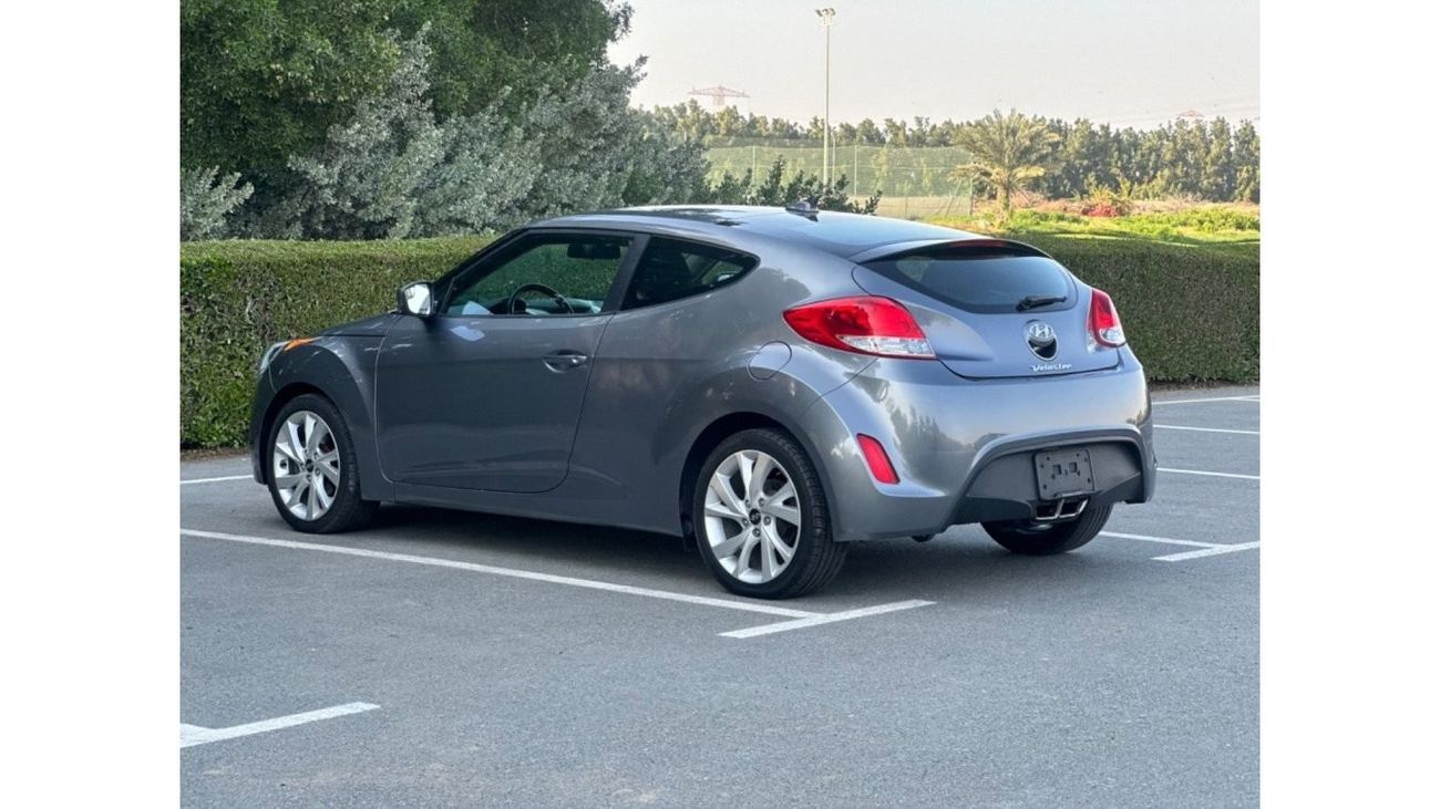 Hyundai Veloster Sport MODEL 2017 CAR PERFECT CONDITION INSIDE AND OUTSIDE