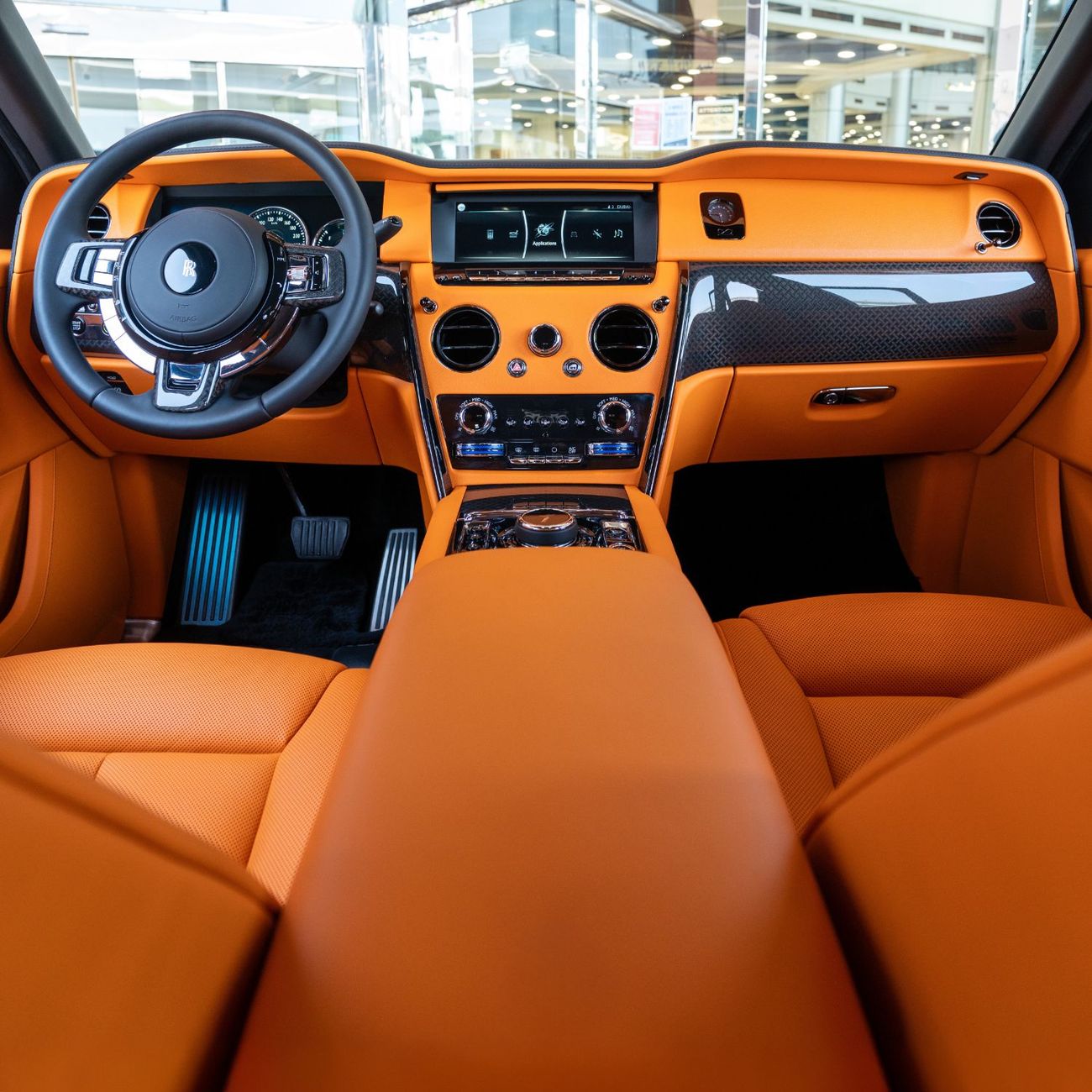 رولز رويس كولينان 2024 ROLLS ROYCE CULLINAN BLACK BADGE DONE ONLY 6000KM