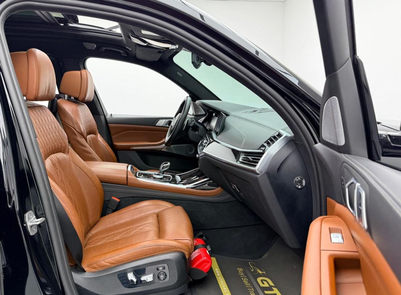 BMW X7 M50i 2020 BMW X7 M50i M-Sport, Warranty, Full Service History, Pilot Seats, Excellent Condition, GCC