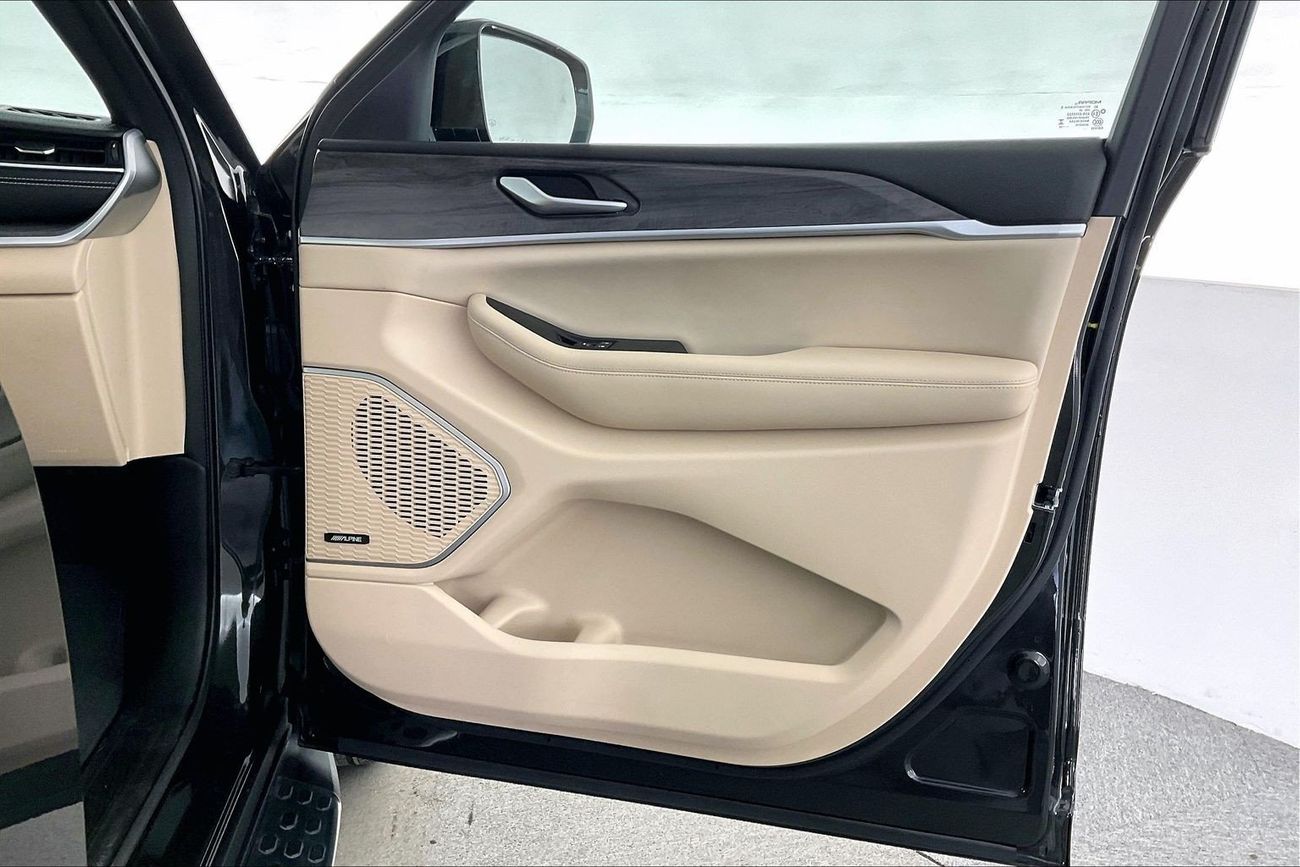 Jeep Grand Cherokee Limited Plus | National Day Celebration | Guaranteed Warranty | 0 Down Payment