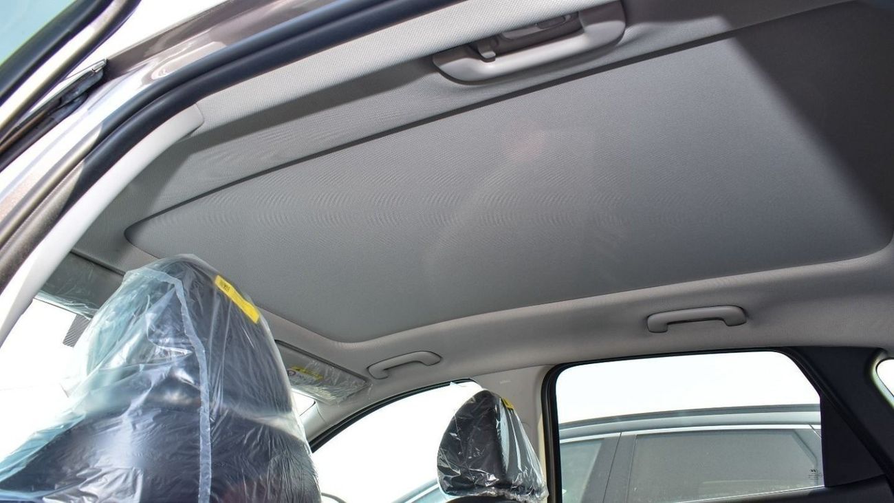 Hyundai Tucson 1.6T - Radar - Panoramic sunroof - 19" Alloy - DVD - Leather Seats - Electric seats