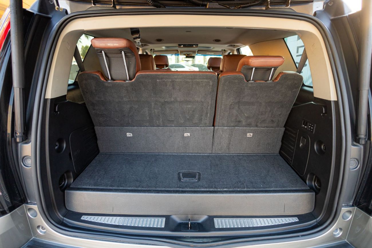 Cadillac Escalade Premium 6.2L