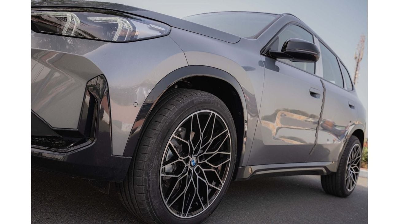 BMW X1 2024 BMW X! S-Drive 20 i Gray Night Edition 0Km