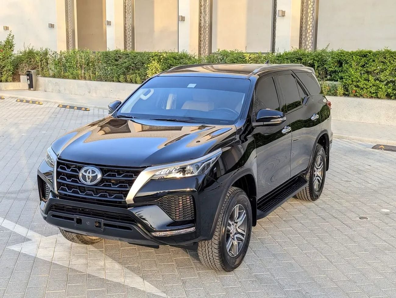 Toyota Fortuner EXR - GCC Specs - Original Paint Low Mileage Accident Free