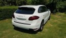 Porsche Cayenne GTS Porsche Cayenne GTS model 2014 GCC car prefect condition full option panoramic roof leather seats ba