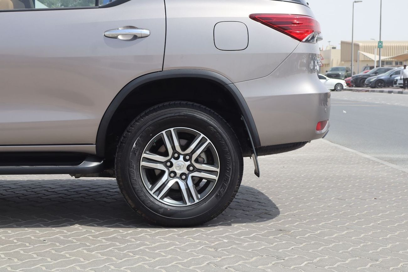 Toyota Fortuner EXR 2.7L (164 HP)