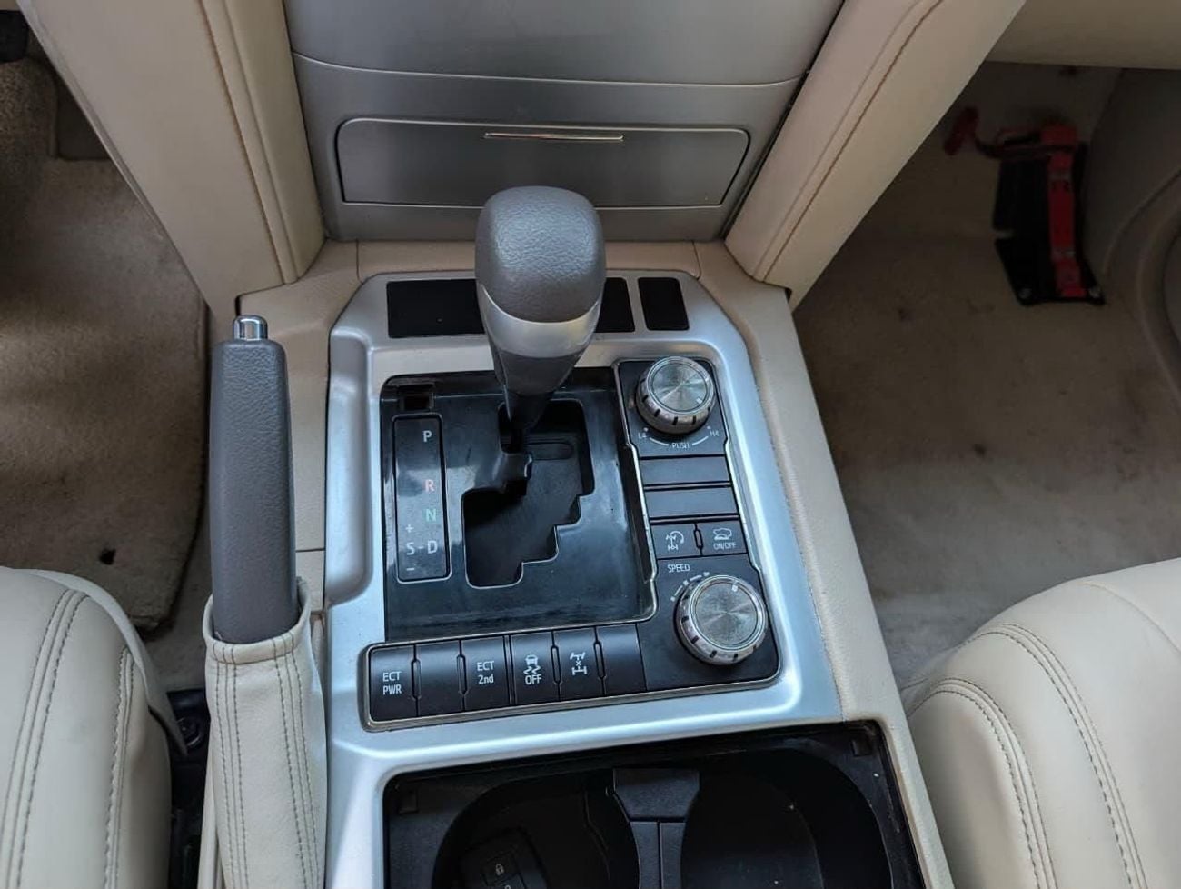 Toyota Land Cruiser GXR