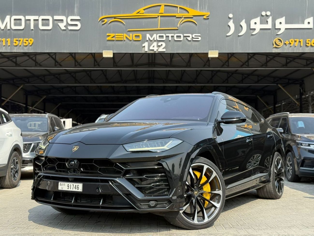 Lamborghini Urus STD 4.0T V8