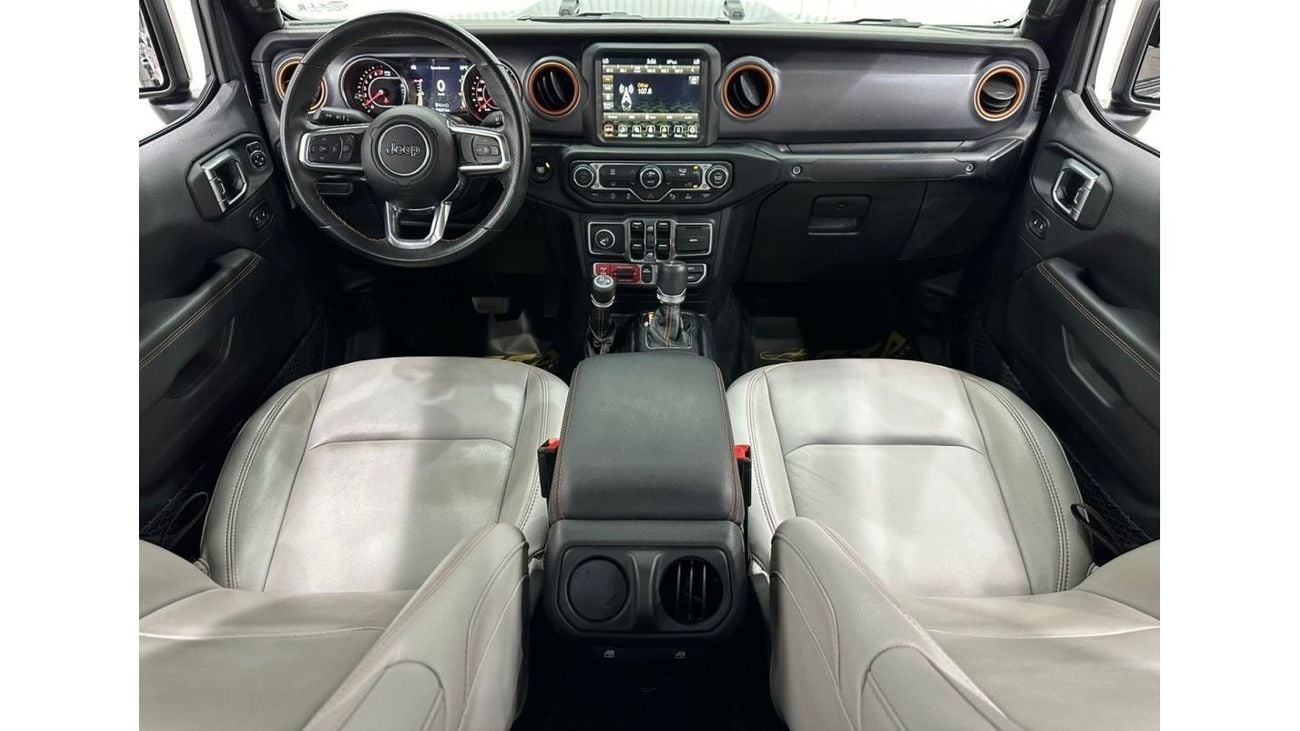 جيب جلادياتور 2022 Jeep Gladiator Sand Runner, November 2027 Jeep Warranty, Full Jeep Service History, GCC