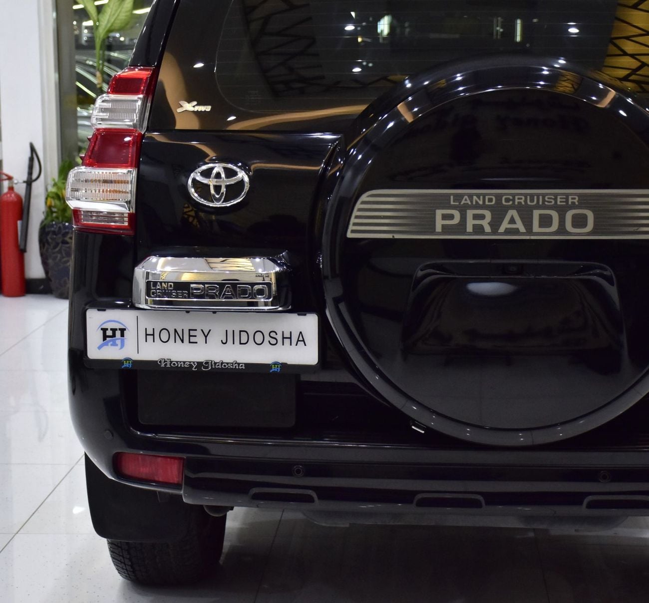 تويوتا برادو EXCELLENT DEAL for our Toyota Prado GXR ( 2017 Model ) in Black Color GCC Specs