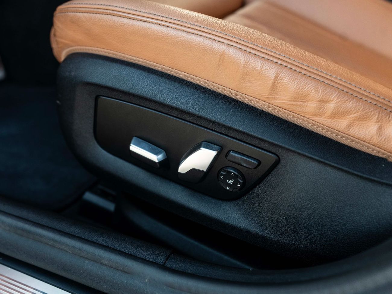 بي أم دبليو 520i M Sport Comfort 2.0L