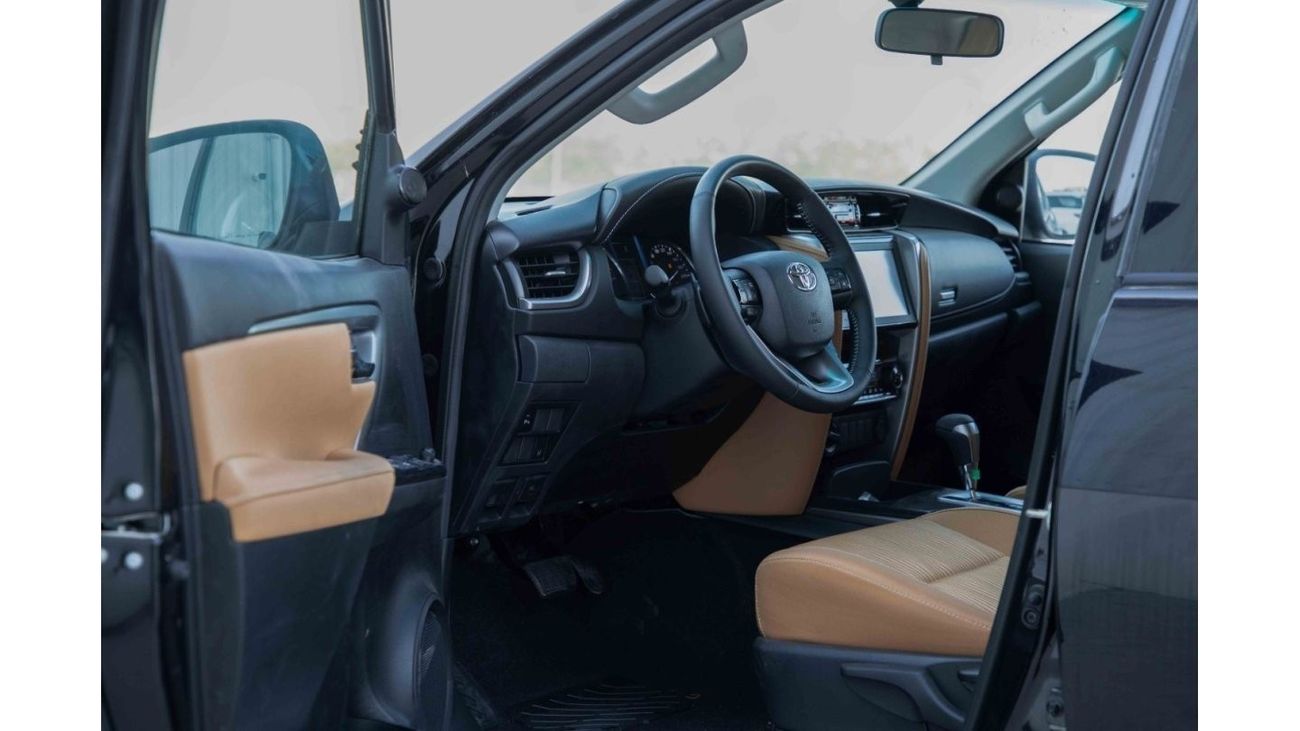 Toyota Fortuner 2023 Toyota Fortuner 4X4 2.4 17'I AL - Black inside Chamois | Export Only