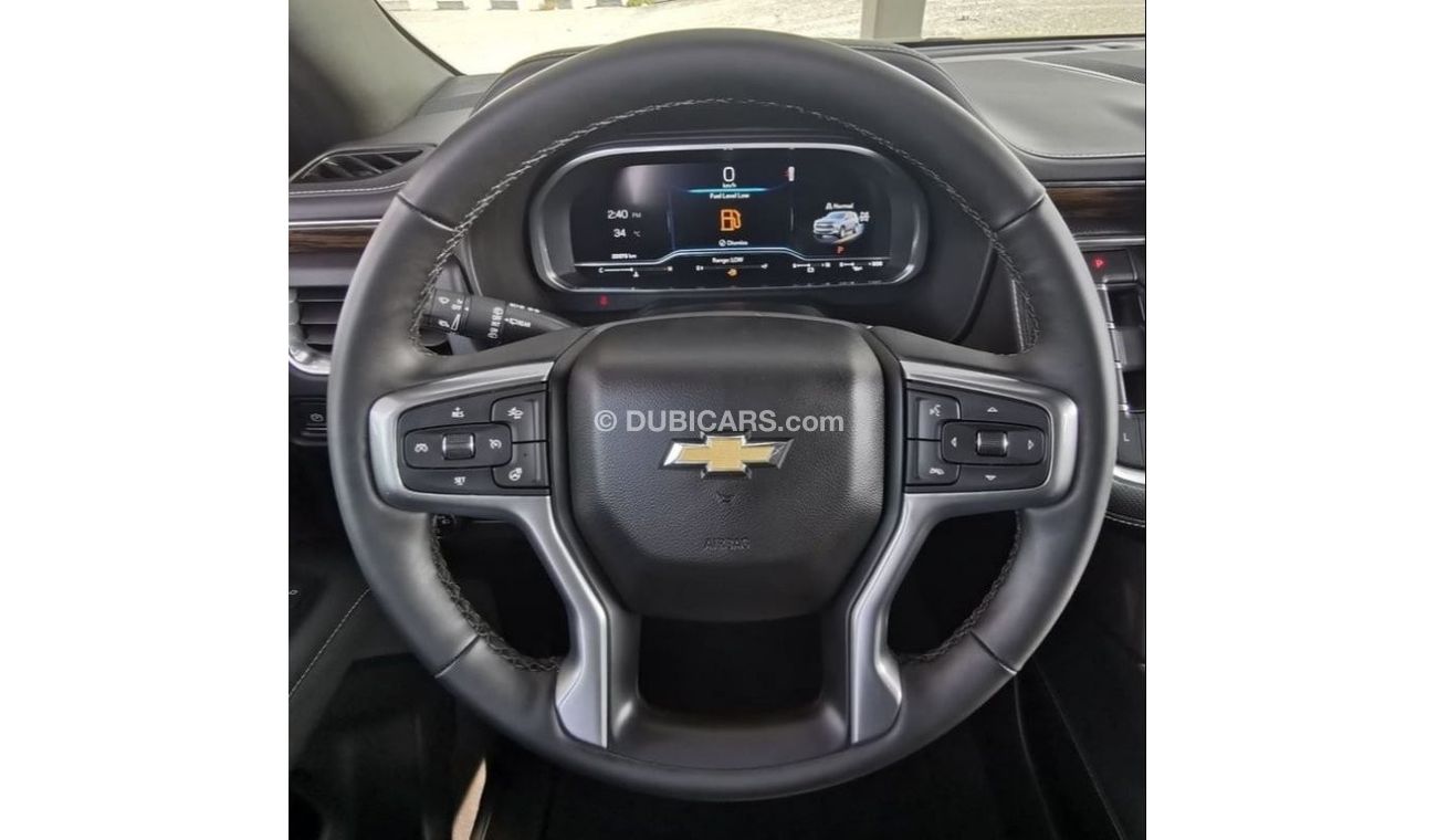 Chevrolet Suburban Chevrolet Premier Suburban - 2023 - Green