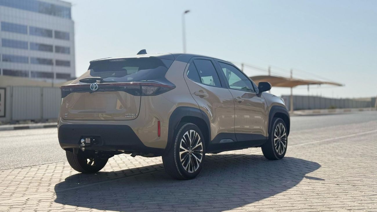 Toyota Yaris Cross HYBRID PETROL 1.5 LITER RIGHT HAND DRIVE