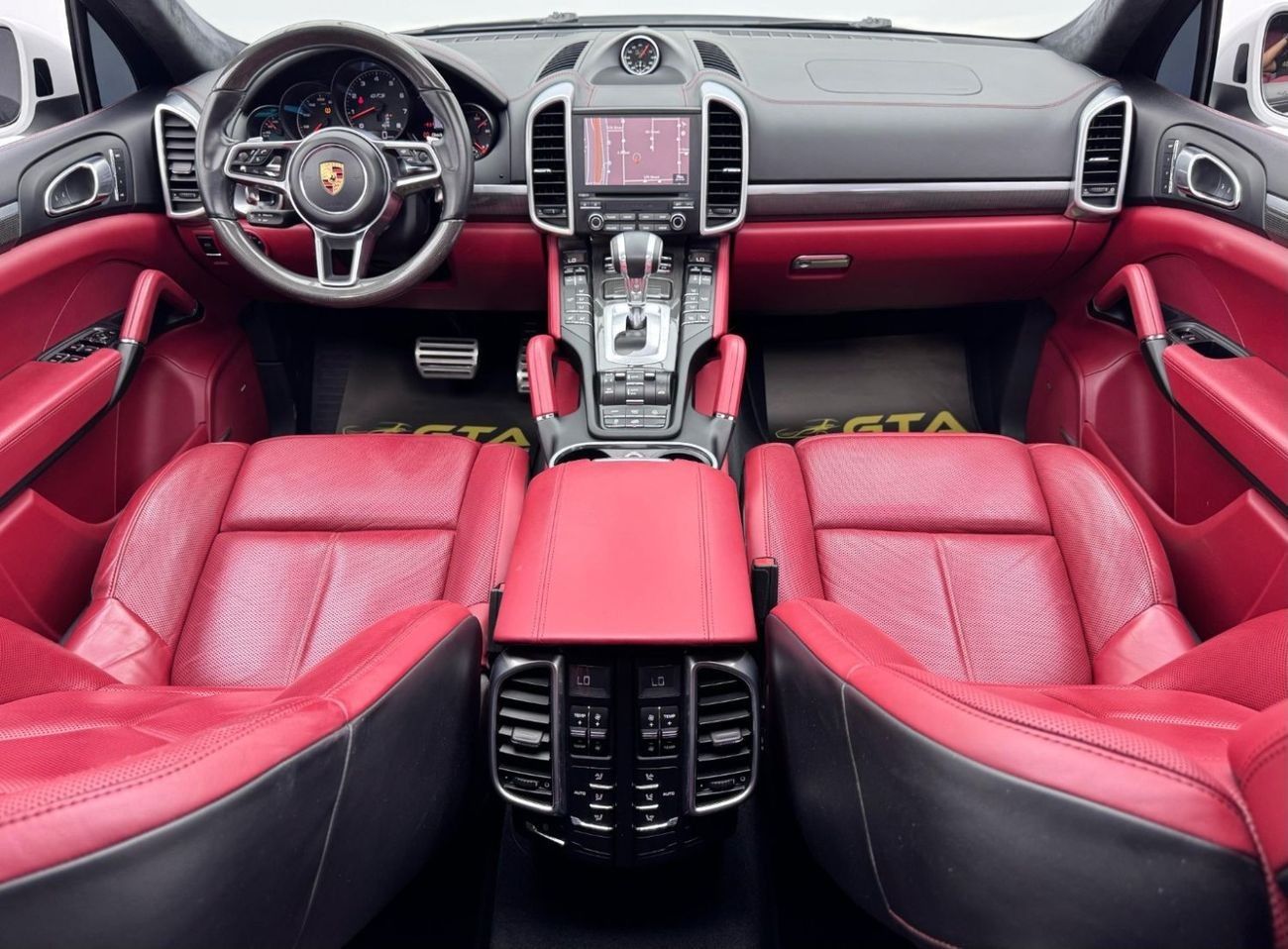 بورش كايان GTS 3.6L 2017 Porsche Cayenne GTS, Excellent Condition, Full Agency Service History, GCC