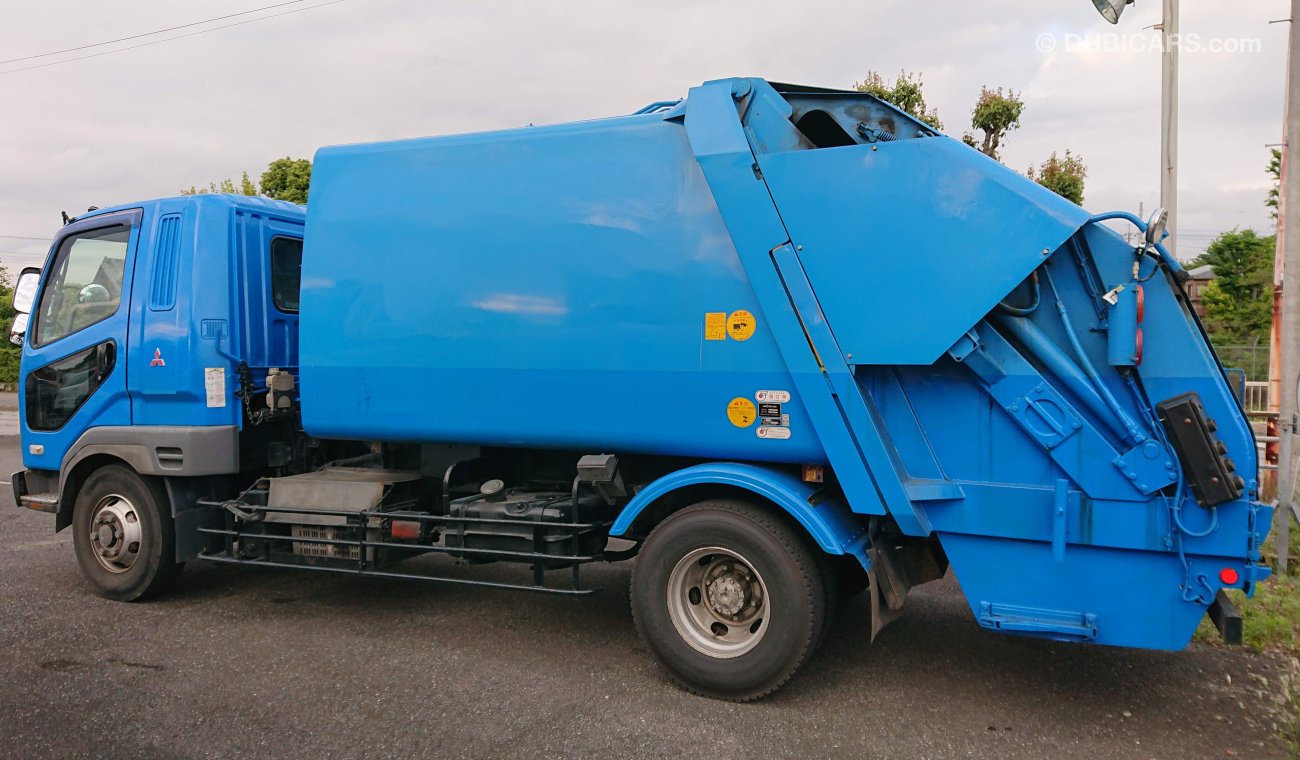 Mitsubishi Fighter Used RHD Garbage Compactor Fuso Fighter FK61HGX/2004/MY LOT #  545