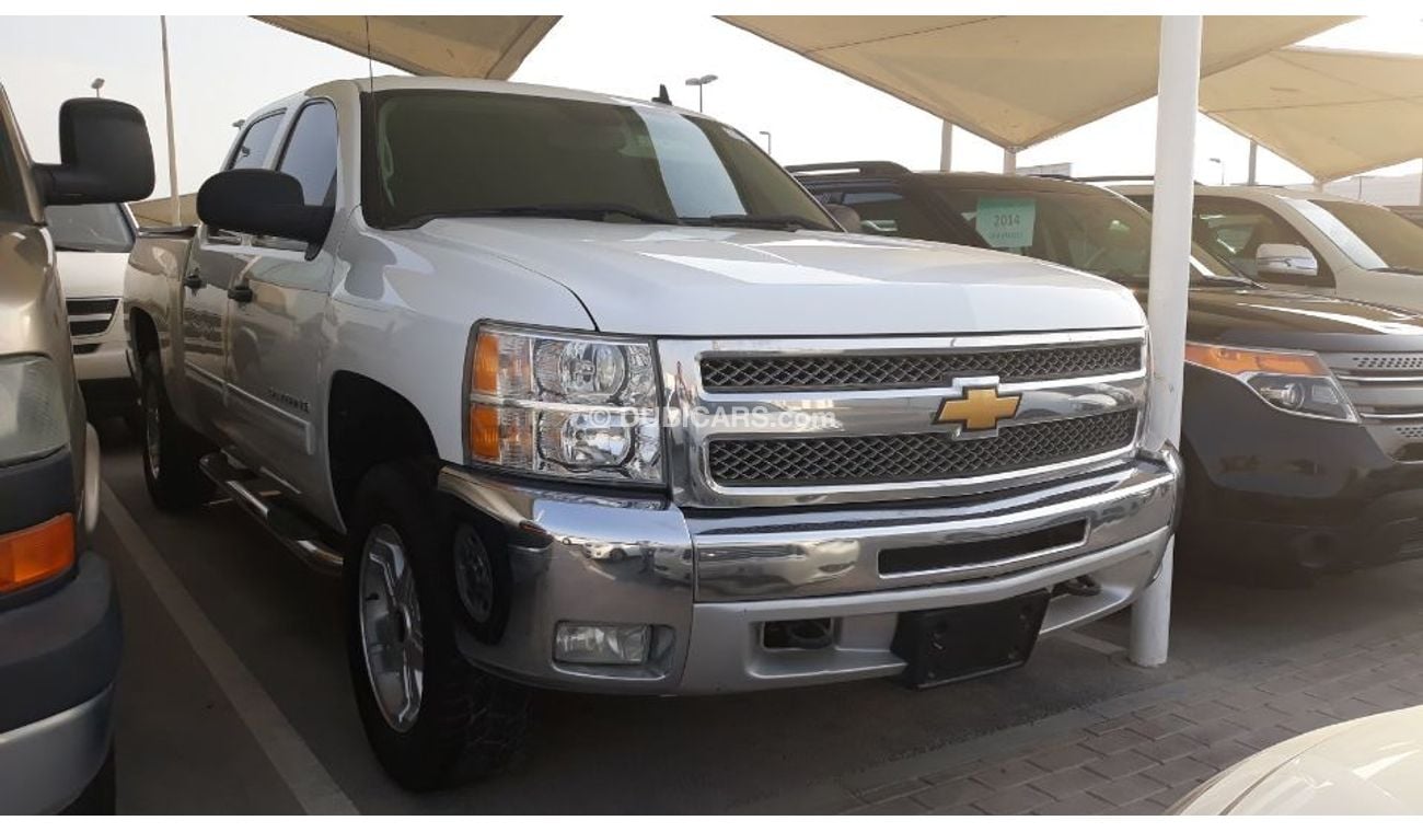 Chevrolet Silverado American specs 2012  4x4 drive automatic gear