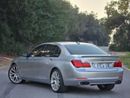 بي أم دبليو 750Li Luxury 4.4L (443 HP)