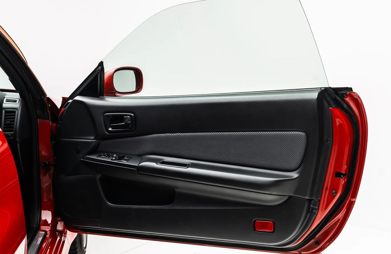 نيسان سكايلاين 2.6L I-6 Turbocharged Engine