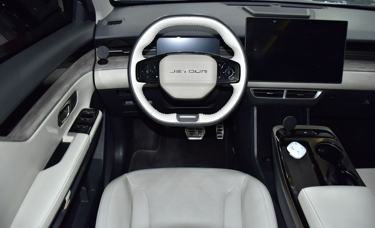 Jetour Dashing EXCELLENT DEAL for our Jetour Dashing 1.6L ( 2024 Model ) in Grey Color GCC Specs