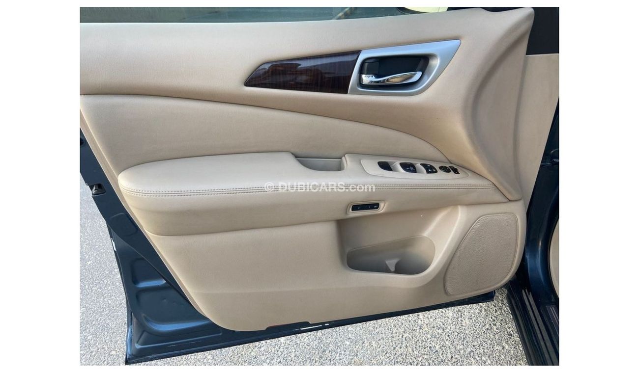 نيسان باثفايندر SV نيسان باثفندر 2015 للبيع