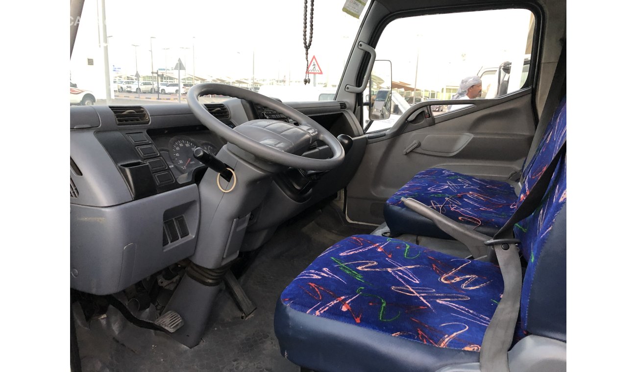 ميتسوبيشي فوسو كانتير Mitsubishi canter Pick up,model:2010. Low mileage