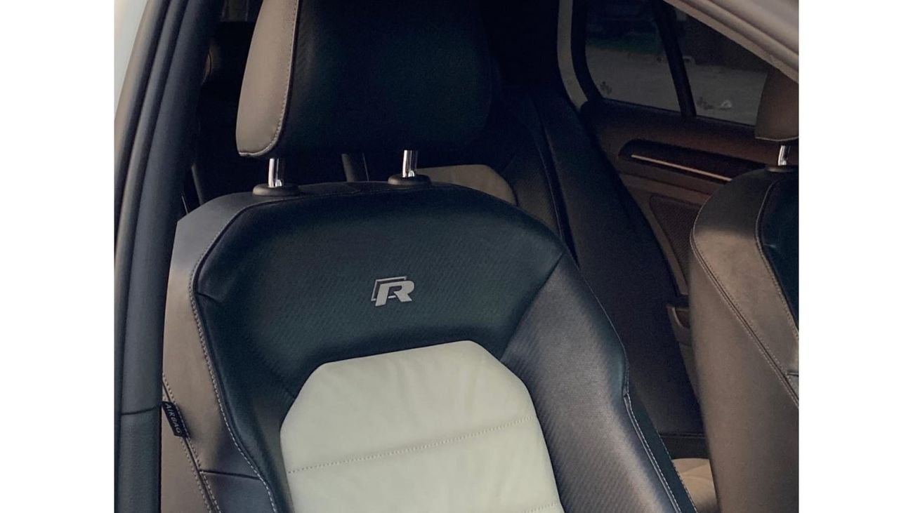 فولكس واجن جولف ار