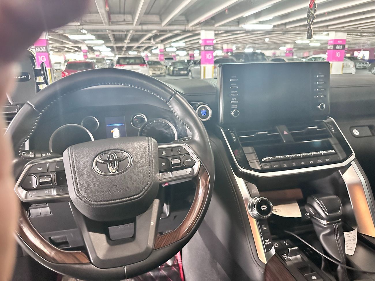 Toyota Land Cruiser GXR 4.0L