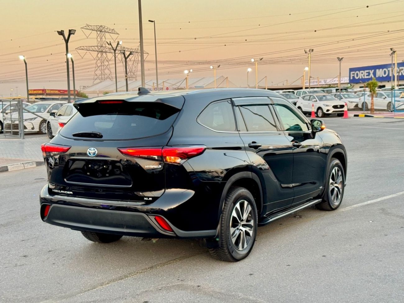 Toyota Highlander LTD HEV 2.5L 2021 LTD HYBRID ENGINE 2.5L CLEAN TITLE CANADA SPEC