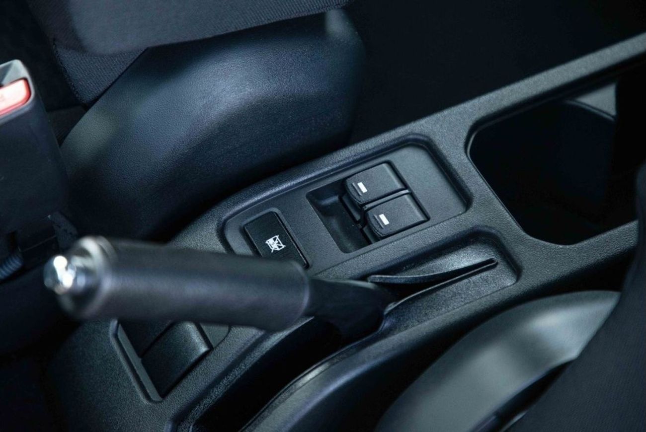 سوزوكي جيمني 2024 سوزوكي جيمني 1.5 4x4 5DR GLX - أزرق من الداخل أسود | تصدير فقط