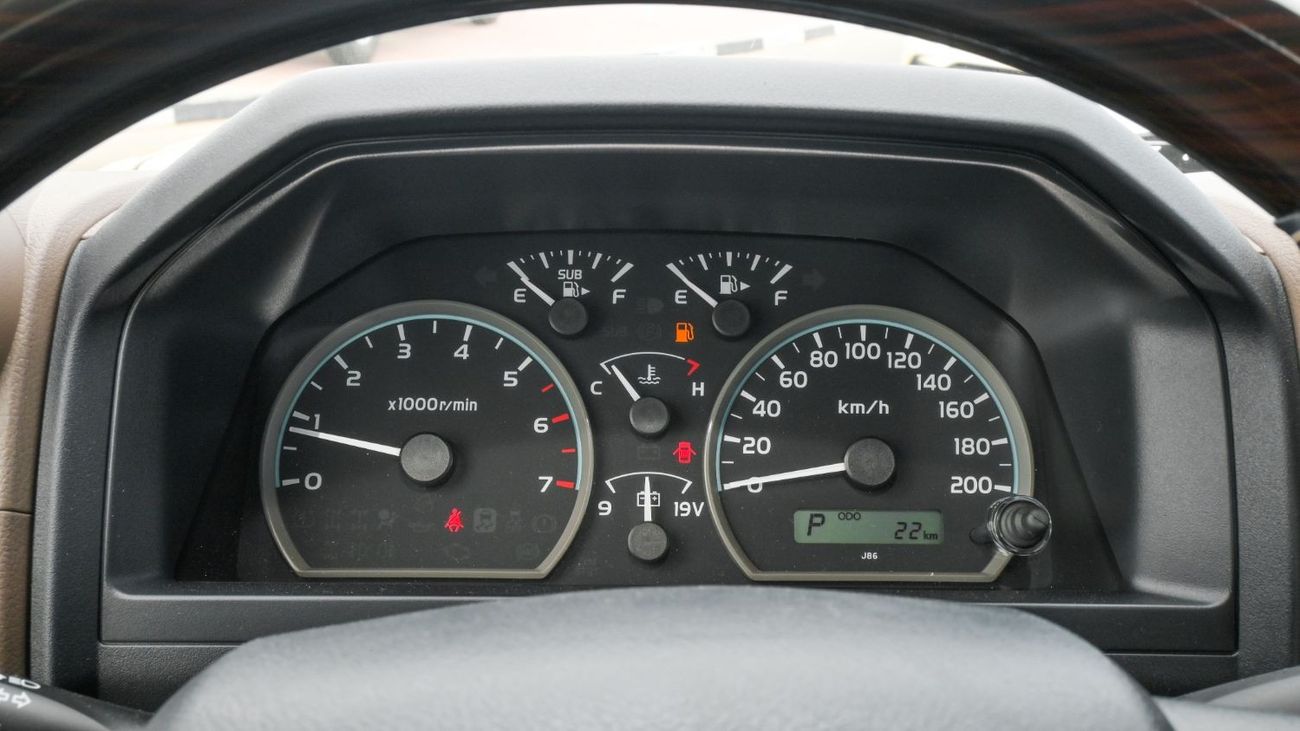 Toyota Land Cruiser 70 Toyota Land Cruiser LC79 LX G A/T - Beige - 2024 Brand New for Export