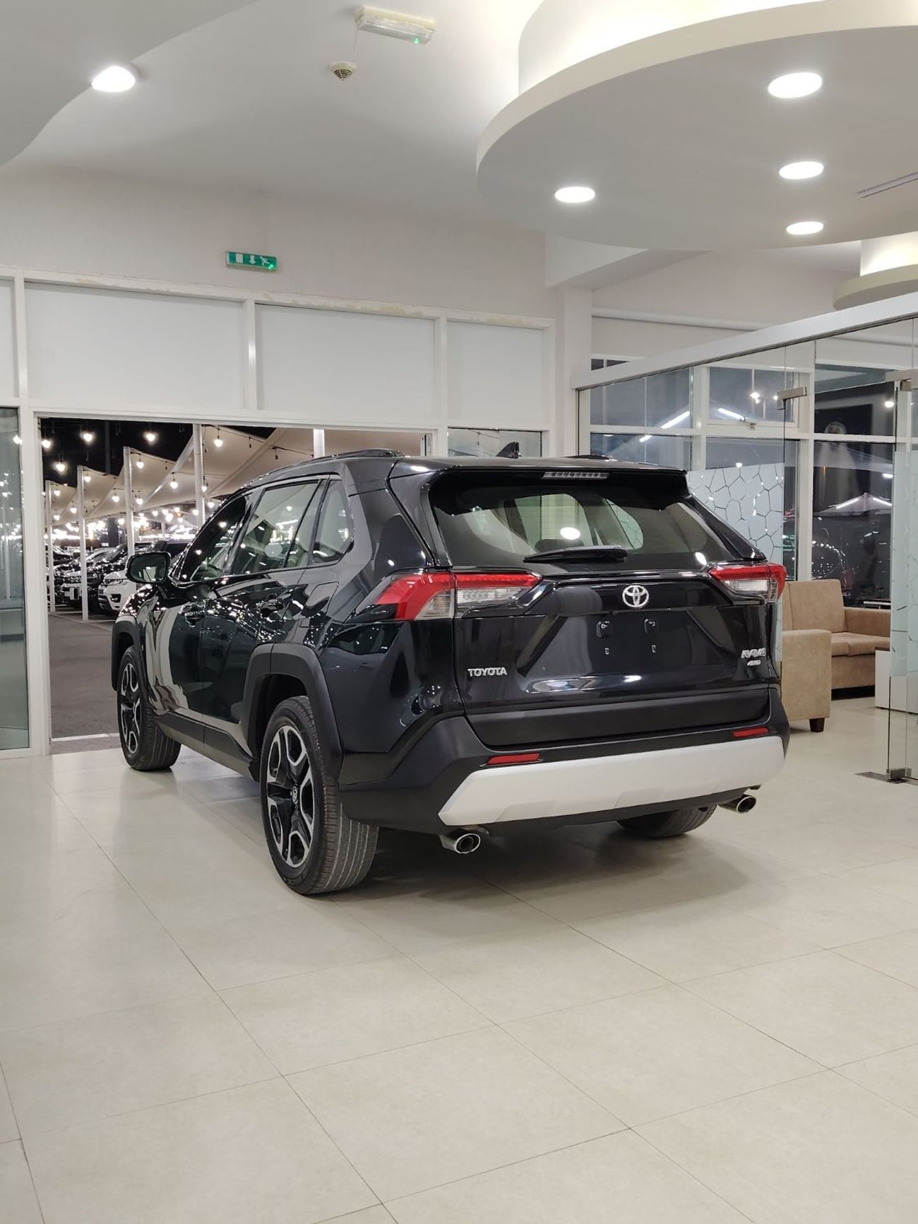 Toyota RAV4 ADVENTURE