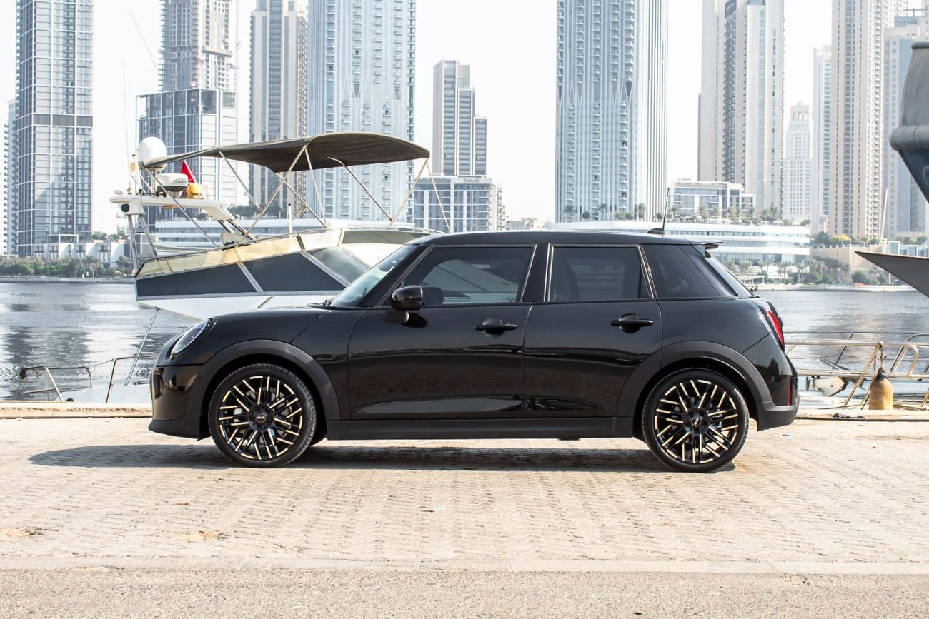 Mini Cooper S 2299 M/P With 0% Down Payment Mini Cooper S 2025