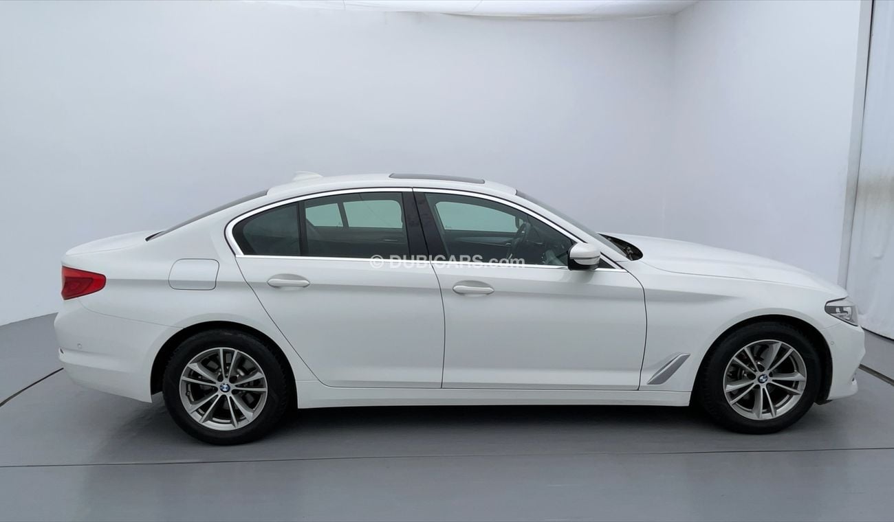 BMW 520i EXCLUSIVE 2 | Zero Down Payment | Free Home Test Drive