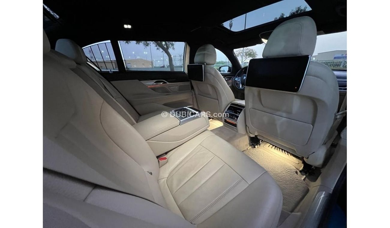BMW 730Li Luxury BMW 730LI 2.0 2018 GCC FULL OPTION ORIGINAL PAINT FULL SERVICE HISTORY