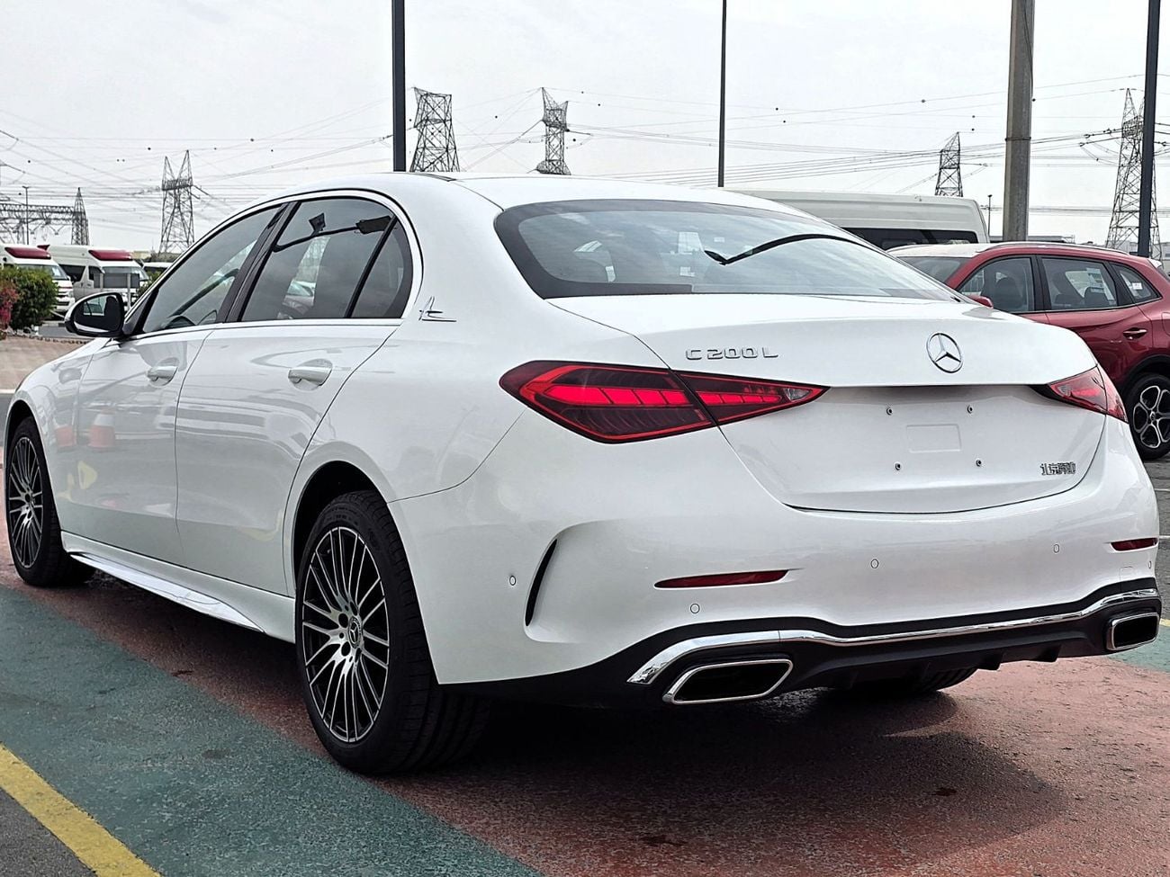 Mercedes-Benz C 200 Mercedes-Benz C200L 1.5L with cold and heat seats white color 2025 Model