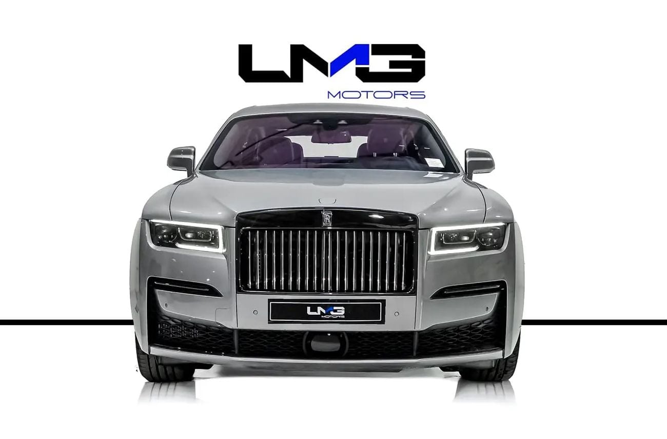 رولز رويس جوست Black Badge 6.6L BLACK BADGE | DELIVERY MILEAGE | STARLIGHT | REAR TVS | CARBON RIMS