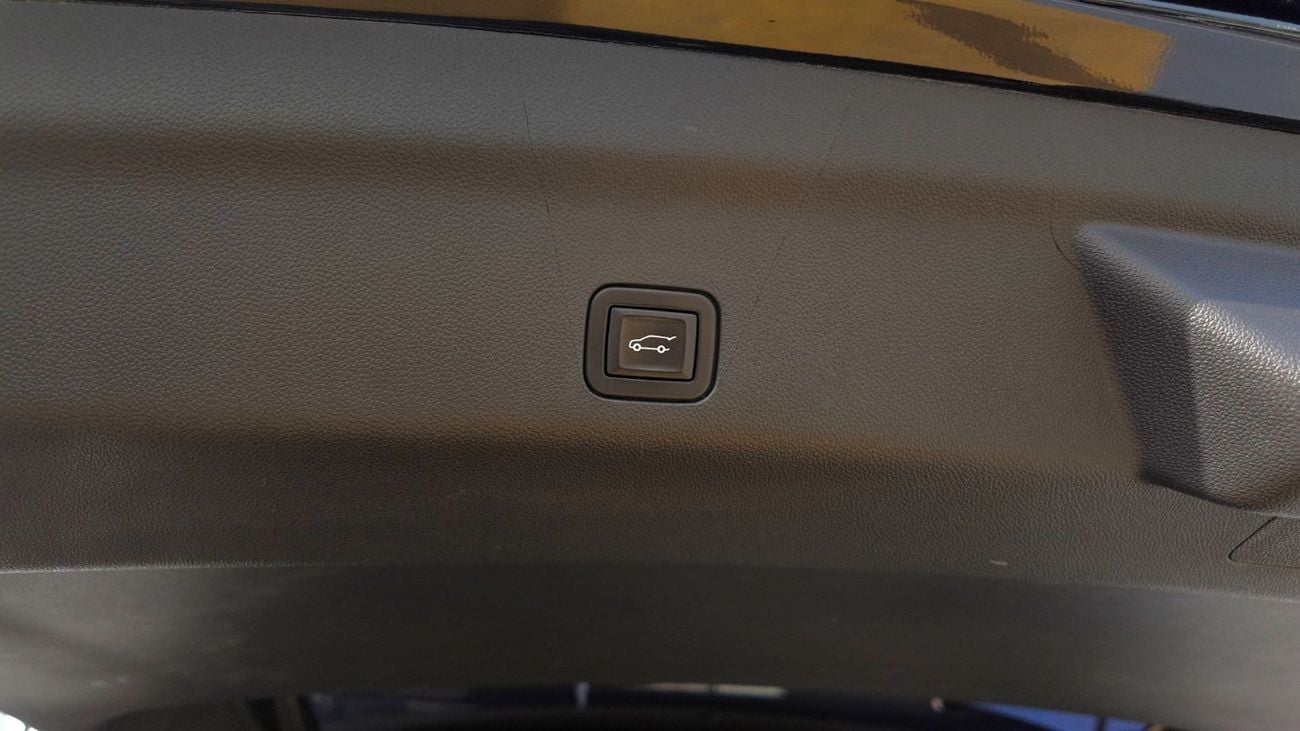 كاديلاك إسكالاد Sport 6.2L 4WD