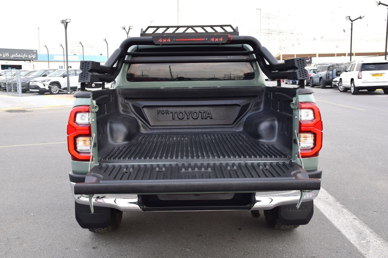 Toyota Hilux 4X4 Diesel 2.8L (Right Hand)