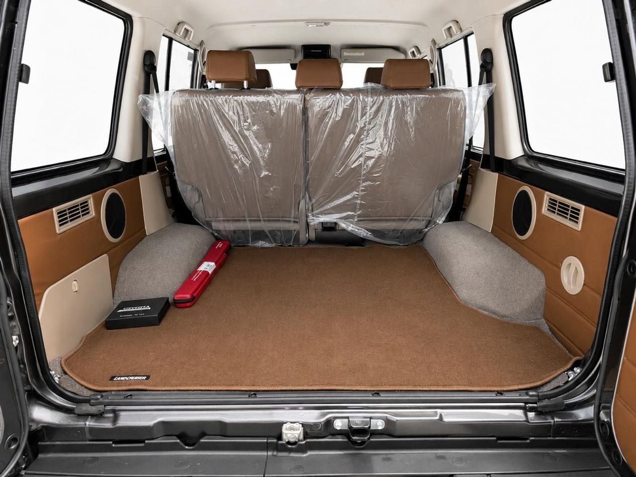 Toyota Land Cruiser LX