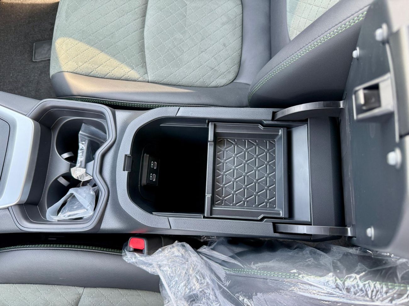 Toyota RAV4 Toyota RAV4 2.0L Petrol FULL OPTION