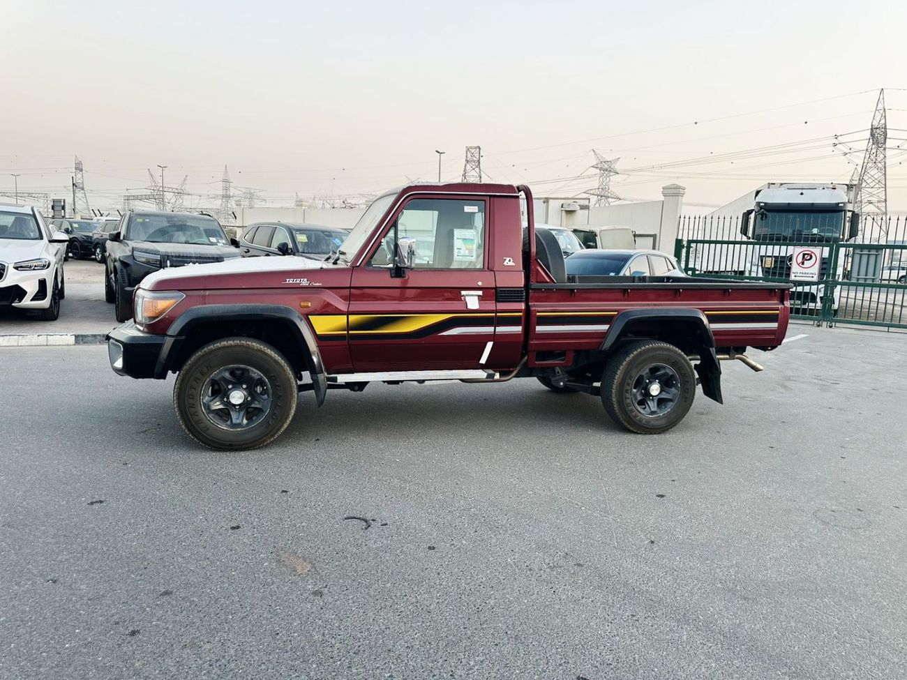 Toyota Land Cruiser Pick Up SC 4.0L V6 2022 Model RED COLOR