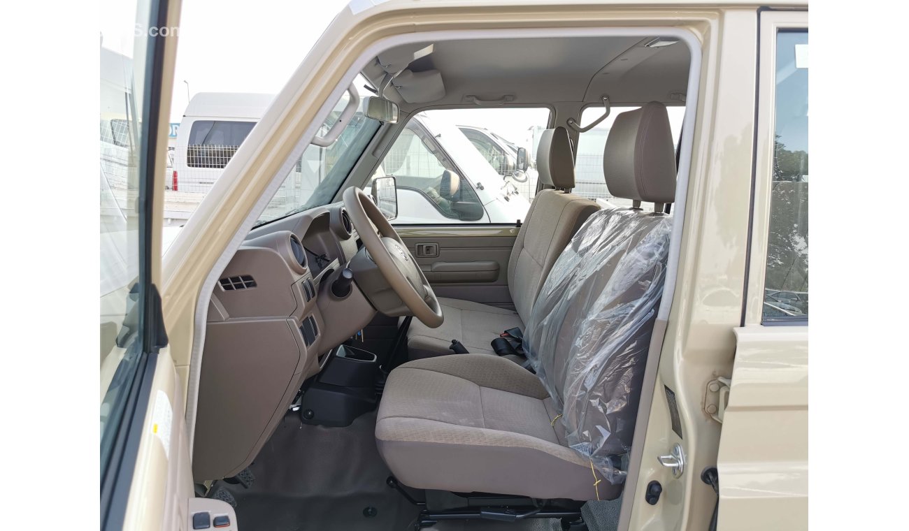 Toyota Land Cruiser Pick Up 4.2L,V6,DIESEL,DOUBLE/CABIN,POWER WINDOW,DIFF/LOCK,MT,2022MY